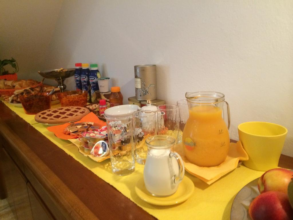 B&B Soleluna Massa Fiscaglia Bagian luar foto