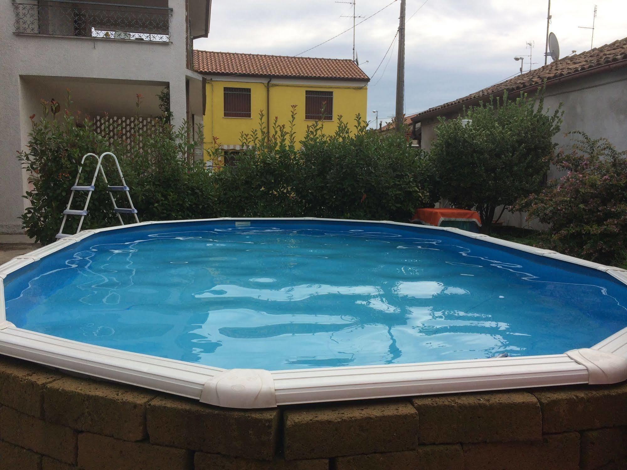 B&B Soleluna Massa Fiscaglia Bagian luar foto